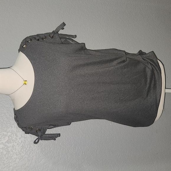 AWU Gray Short Sleeve Top Size Medium. Sleeves Criss Cross Tie Down the Arms. - Picture 1 of 5